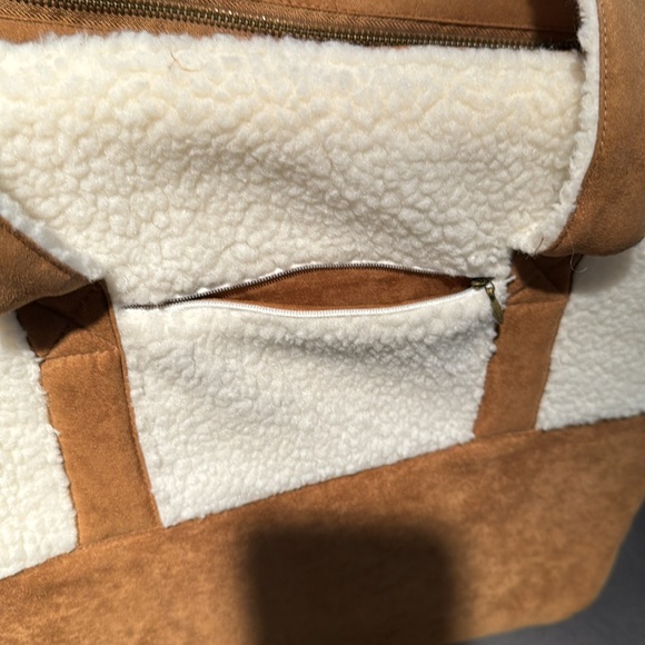 NWOT Koolaburra by UGG Faux Suede and Sherpa Pet Carrier Sherpa bag - Picture 5 of 9